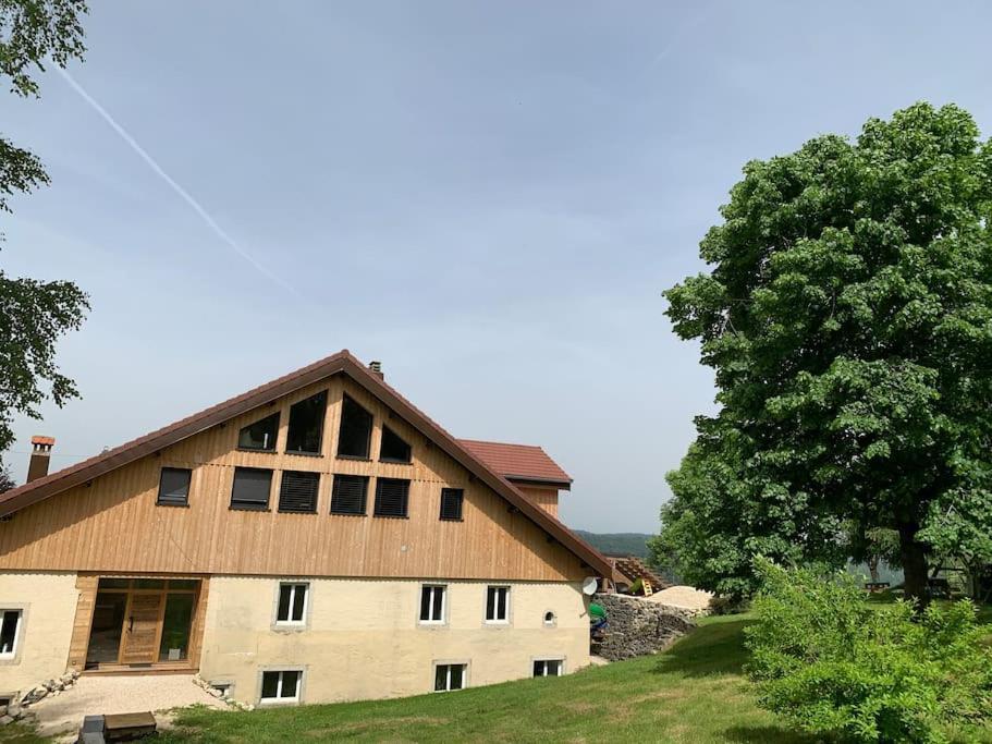 Ancienne Ferme Comtoise 4 Etoiles, 11 Personnes Lac St-Point/Mont D'Or Montperreux Exterior foto